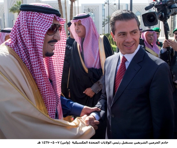 
    الملك سلمان مستقبلا انريكي بينيا نييتو (واس)