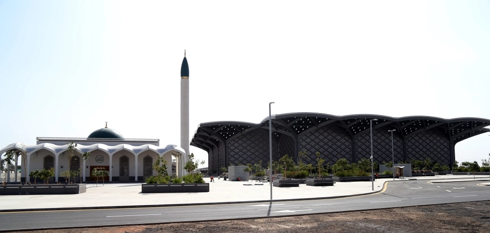 محطة قطار الحرمين على طريق الملك عبد العزيز بالمدينة المنورة ( أحمد جابر )