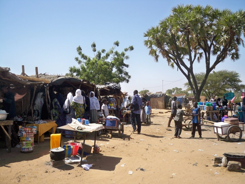 سوق شعبية في نيامي عاصمة النيجر (مكة)