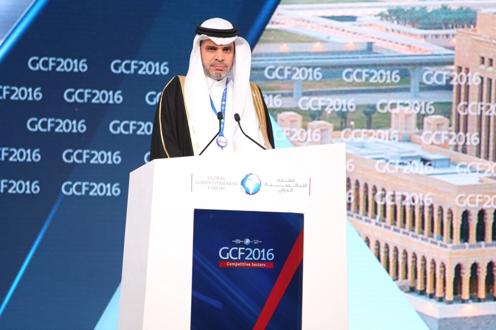 وزير التعليم خلال إلقائه كلمته في اليوم الأخير للتنافسية (مكة)