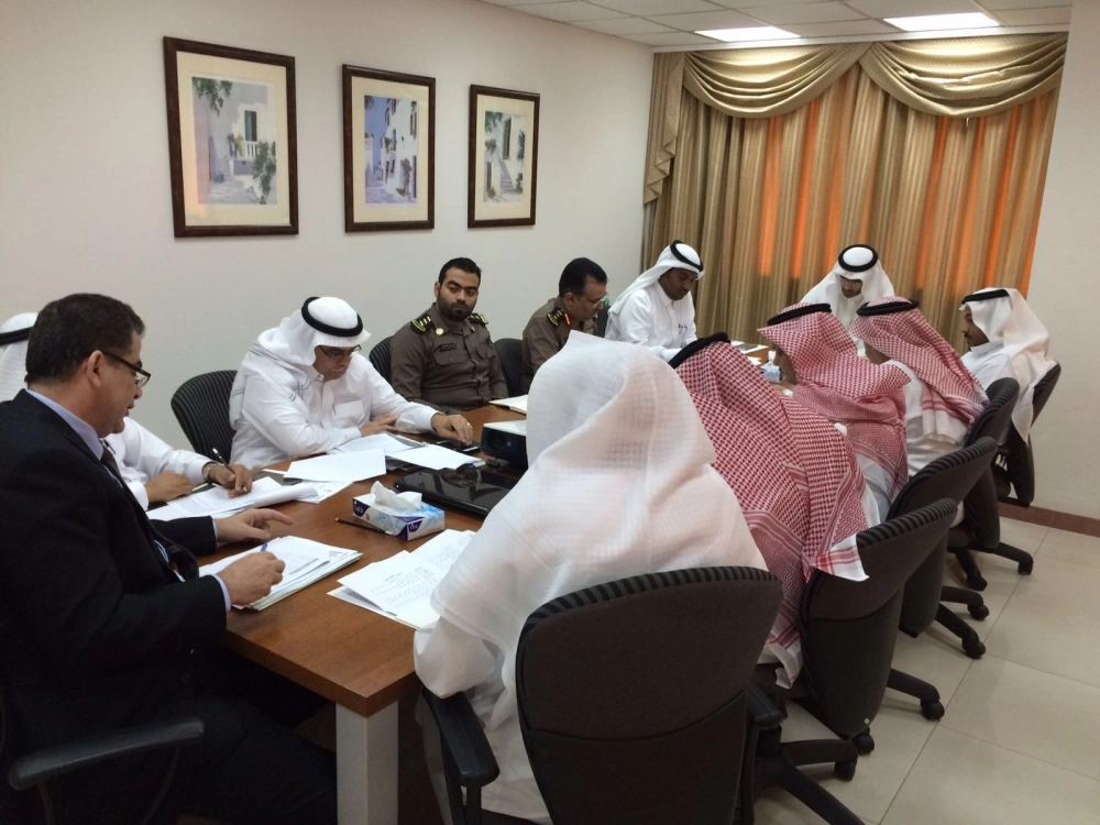 من اجتماع اللجنة المشكلة للتأكد من جاهزية القطارات (مكة)