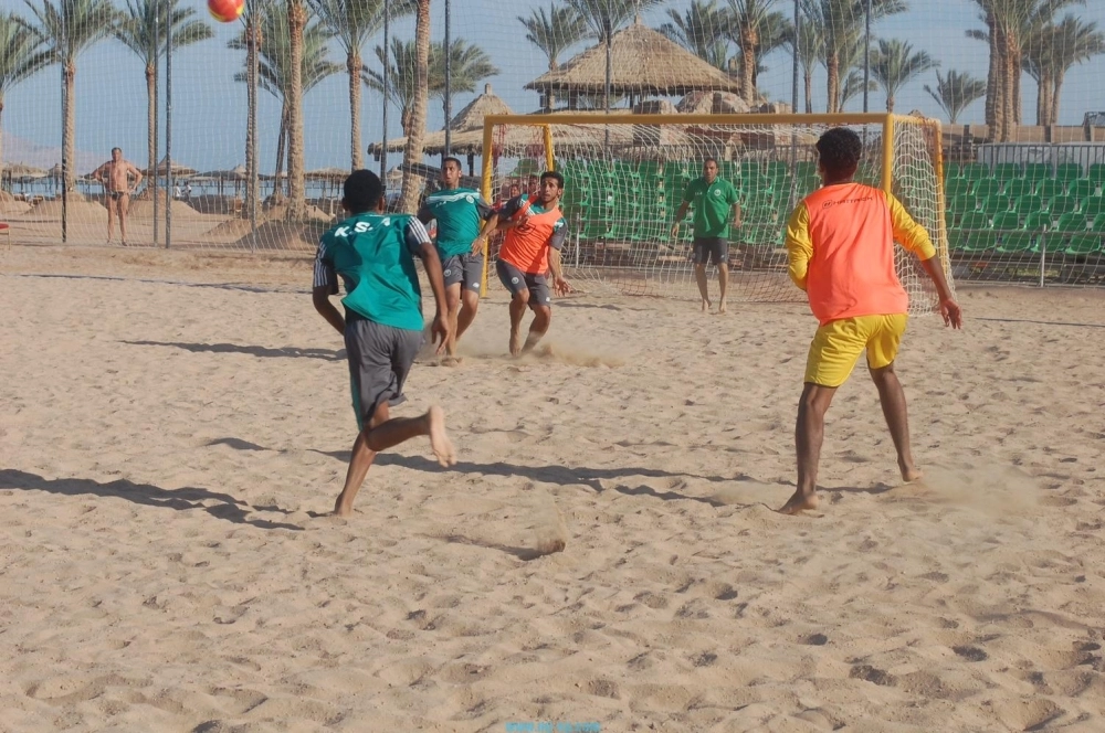 مباراة سابقة للمنتخب السعودي لكرة القدم الشاطئية (المجالس)