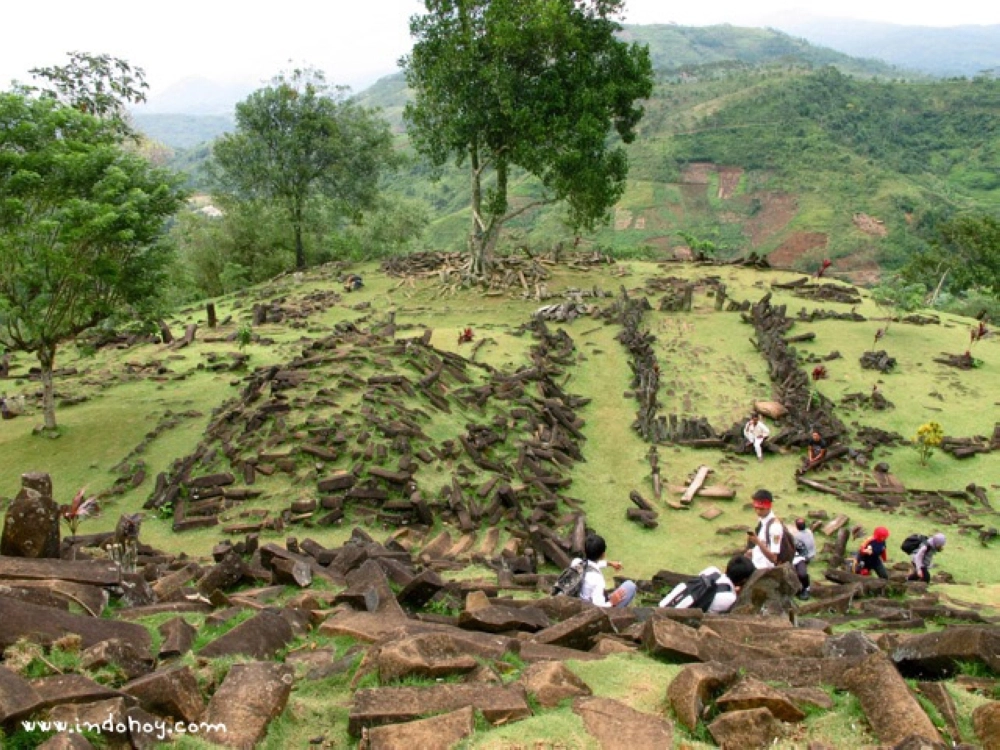 جونونج بادانج