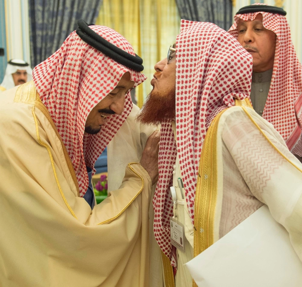 
    الملك سلمان مرحبا بضيوف المهرجان