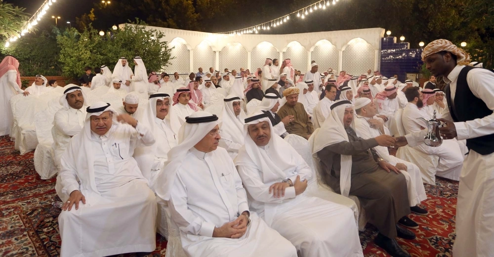 
    جانب من مجلس العزاء