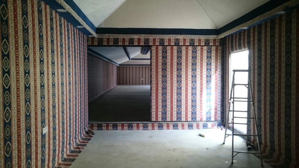 إحدى الخيمتان من الداخل فوق مبنى صحة جدة   (مكة)