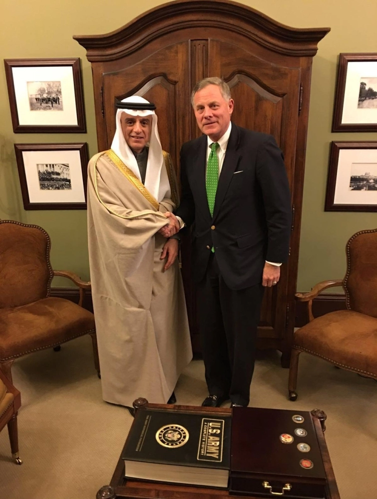 الجبير خلال لقائه عددا من زعامات الكونجرس (مكة)