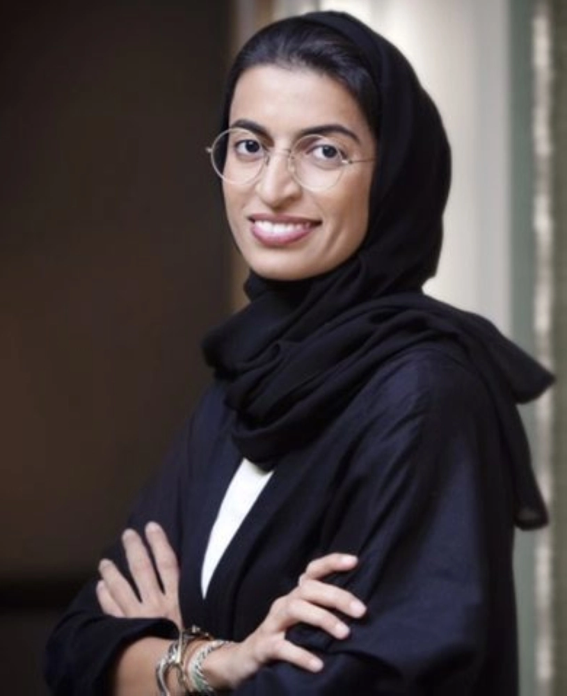 نورة الكعبي وزير شؤون المجلس الوطني