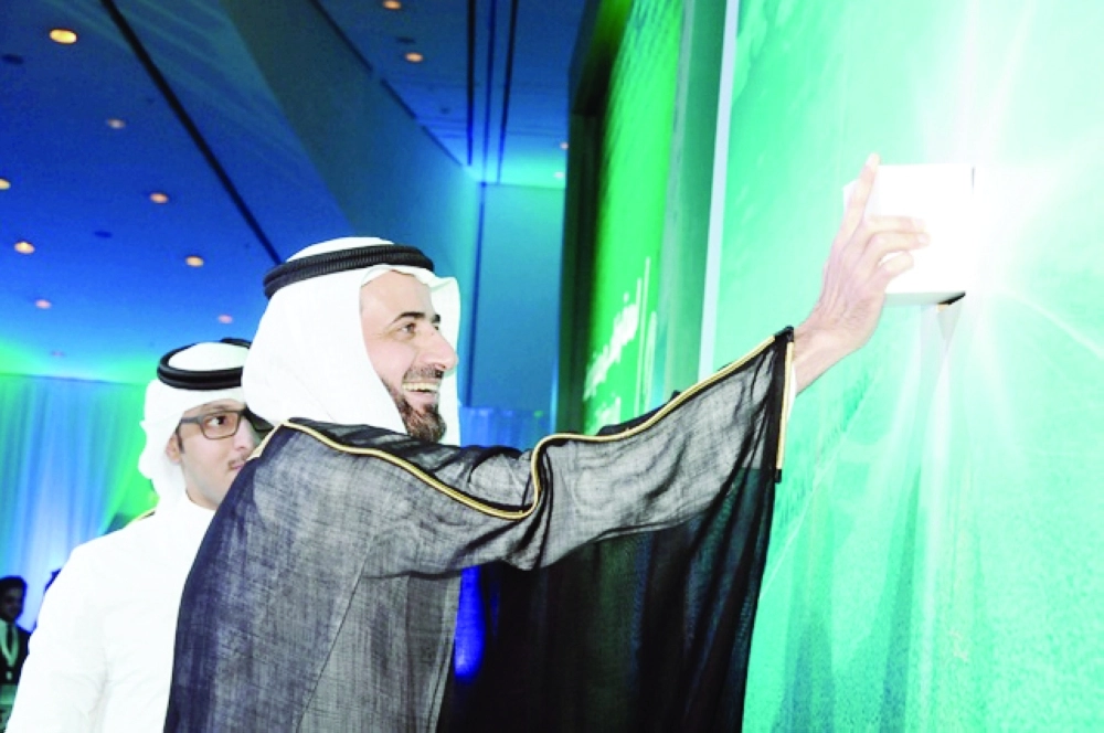 لحظة تدشين وزير التجارة هوية واستراتيجية الصندوق