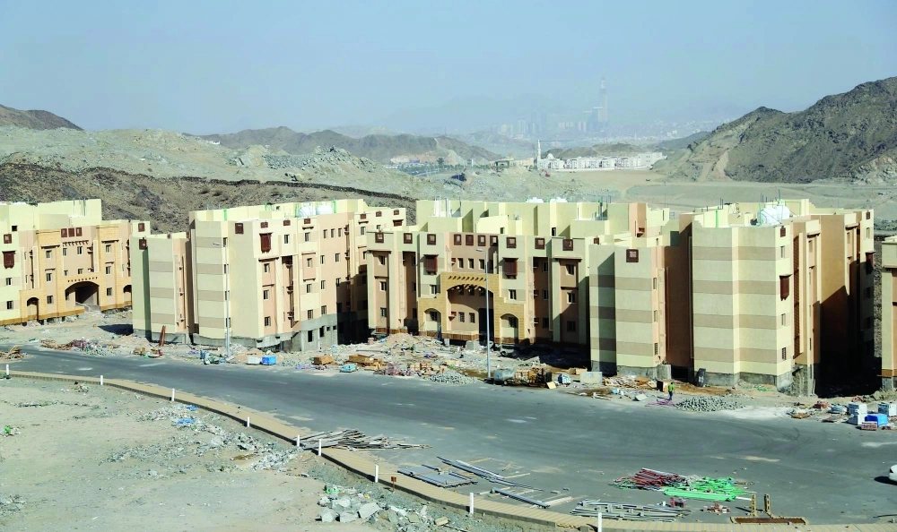 بعض ملاك الشقق يشكون عيوبا في التشطيب (أحمد جابر)