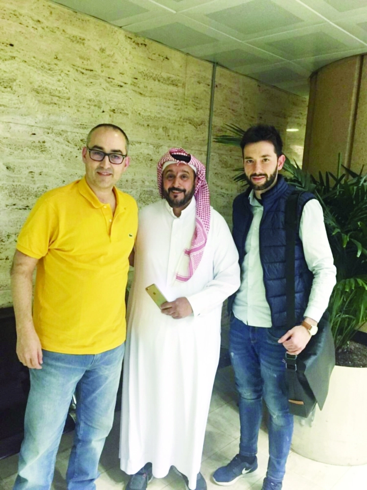 كانيدا لحظة وصوله أمس 