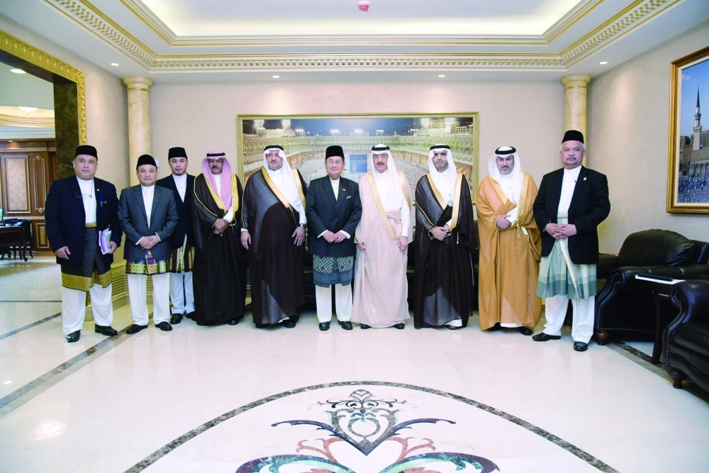 بندر حجار مع وفد سلطنة بروناي           (مكة)