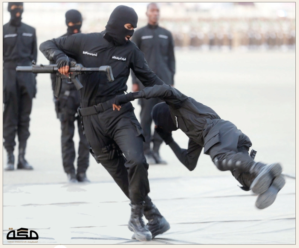 رماة الثقة يستعرضون مهاراتهم ميدانيا                 (علي القرني