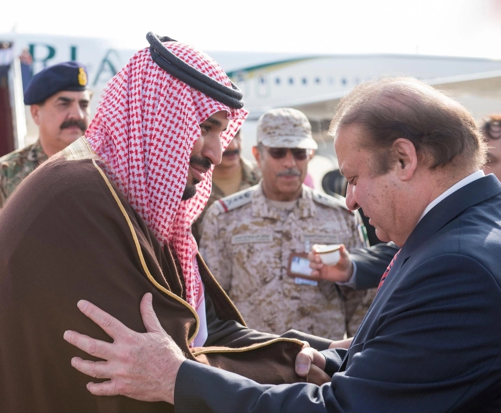 ومستقبلا رئيس الوزراء الباكستاني