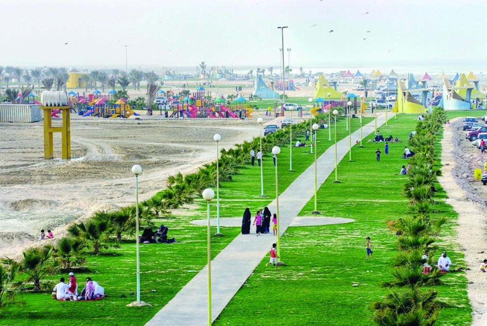 أحد الشواطئ بالمنطقة الشرقية                                                      (مكة)