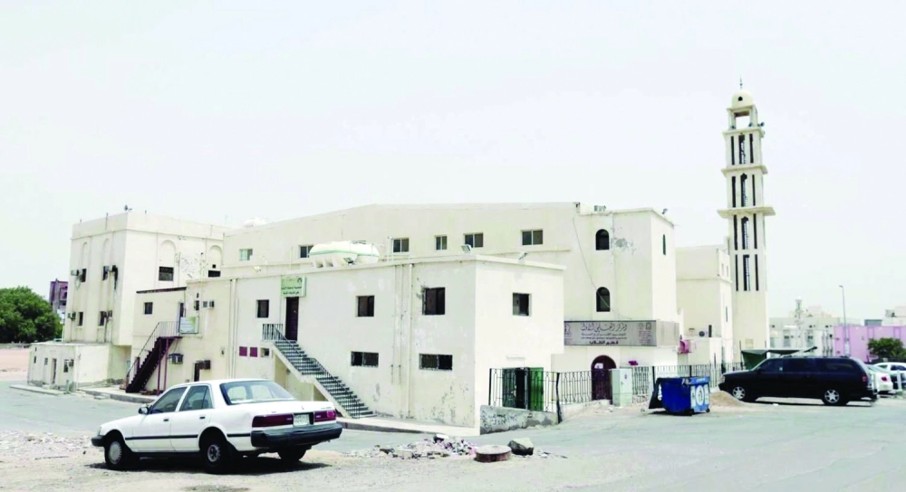مسجد بملحقاته في أحد أحياء جدة            (مكة)