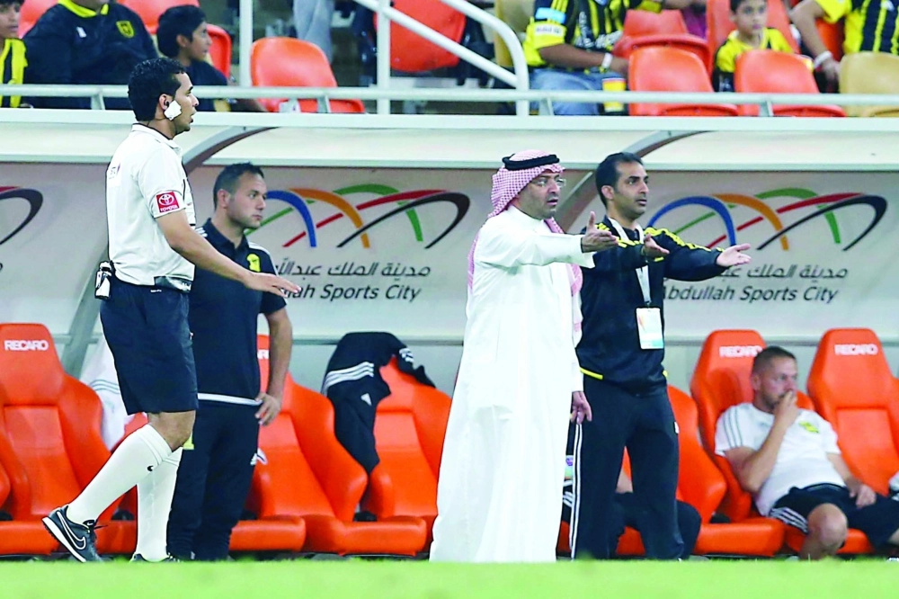 إبراهيم البلوي خلال مباراة فريقه أمام الوحدة                           (مكة)