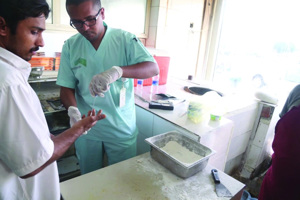 من حملة الأمانة على المطاعم                       (مكة)