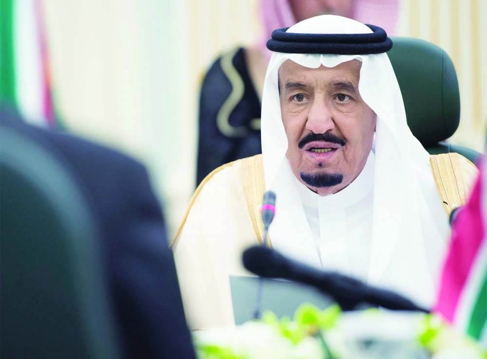 الملك سلمان خلال المباحثات