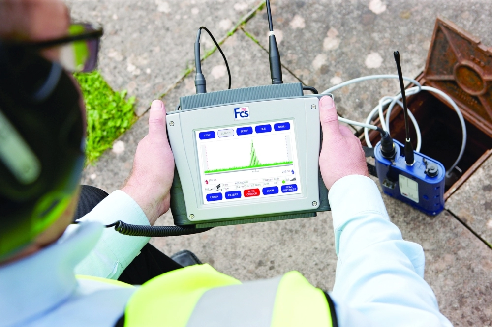 جهاز كشف تسربات المياه                                 (مكة)