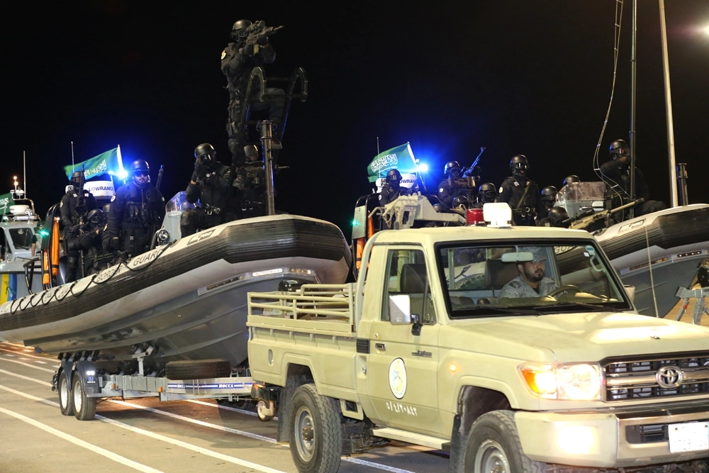     جانب من تمرين طوفان 6