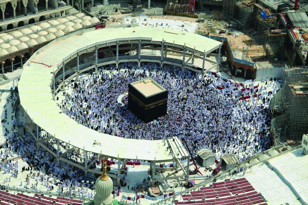 لقطة علوية للمطاف قبل الاكتمال