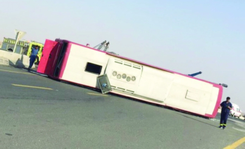 الحافلة التي كانت تنقل المعتمرين          (مكة)