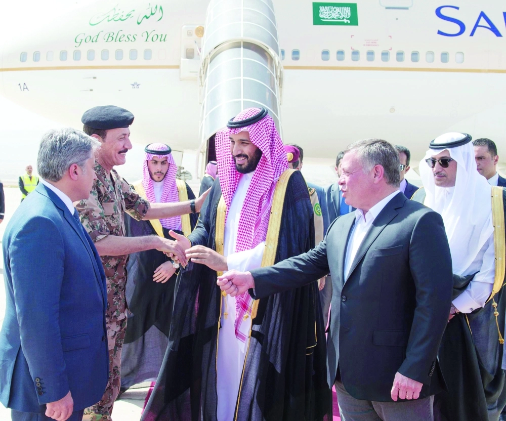 الملك عبدالله الثاني بن الحسين مستقبلا الأمير محمد بن سلمان  