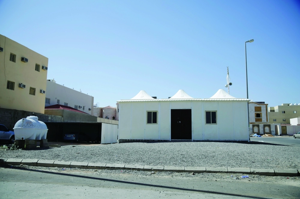 مصلى من الفيبرجلاس في أحد أحياء المدينة الجديدة        (مكة)