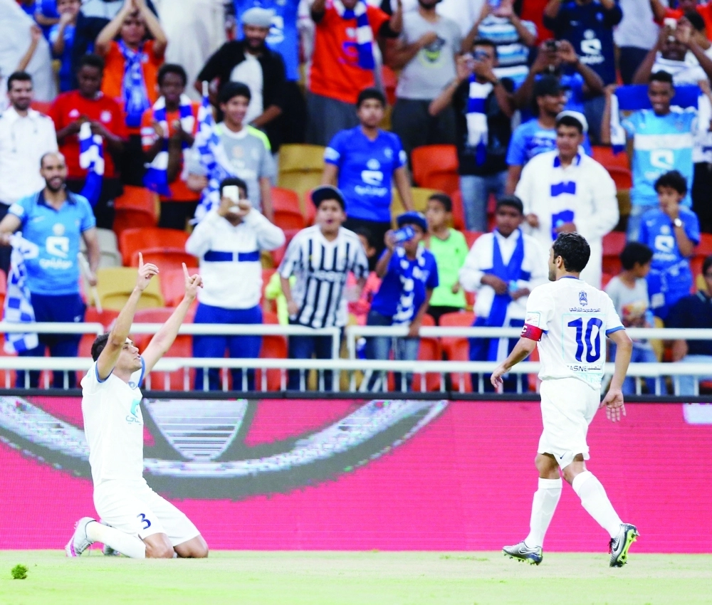 إدواردو محتفلا بهدفه في نجران أمس     (ياسر بخش