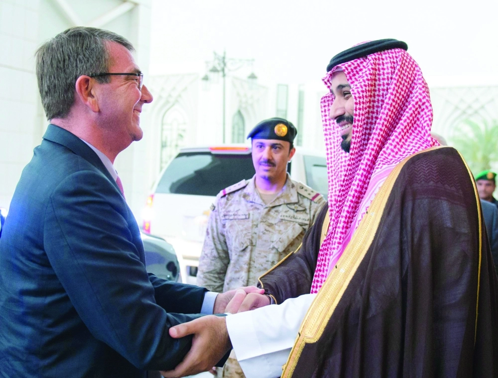 ولي ولي العهد مستقبلا وزير الدفاع الأمريكي أمس  