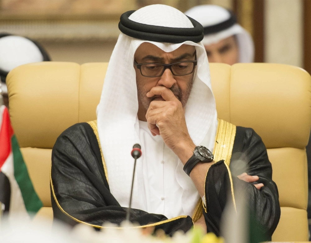 ولي عهد أبوظبي
