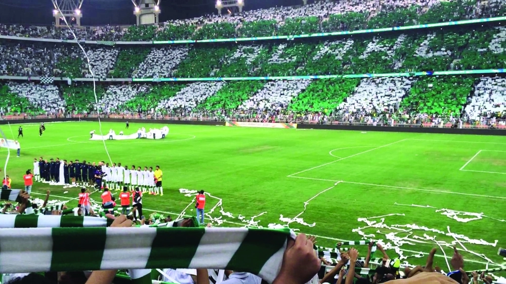 جماهير الأهلي في ملعب الجوهرة                        (مكة)