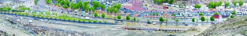 شوارع العاصمة المقدسة كما بدت أمس                                             (أنس الحارثي)