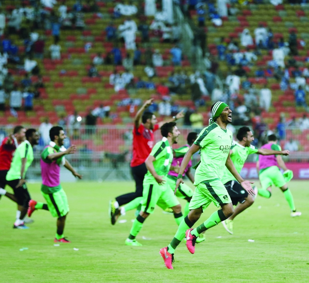 مهند عسيري قاد فريقه للتأهل على حساب الهلال                (مكة)