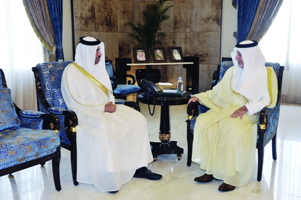 خالد الفيصل مستقبلا مبارك آل خليفة 