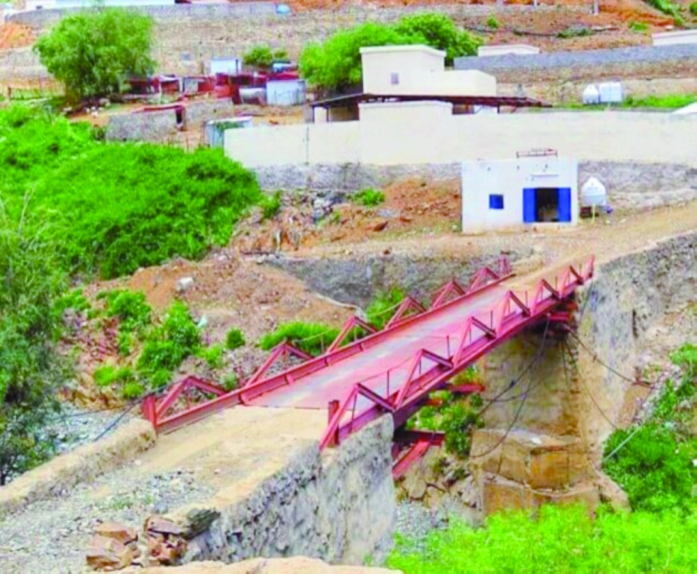 الجسر الحديدي المعلق بقرية جوة شهدان (مكة)