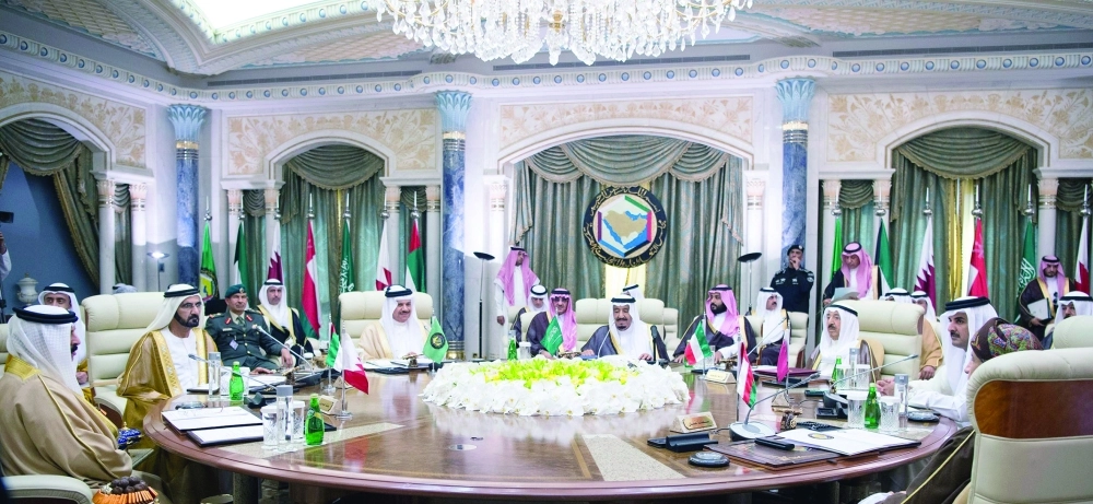 قادة دول مجلس التعاون خلال اجتماعهم أمس                 (واس)