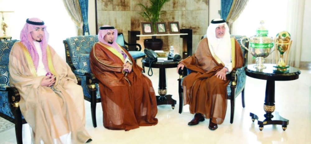 .. وخلال استقباله مساعد الزويهري وعبدالله بترجي