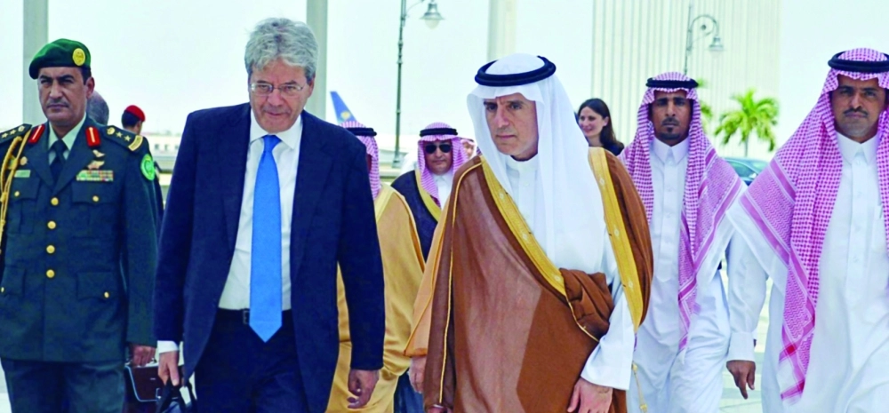 وأثناء استقبال باولو جينتلوني (واس)