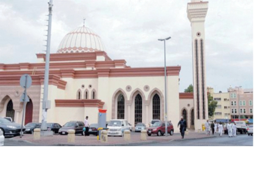 أحد مساجد الدمام النموذجية                (مكة) 