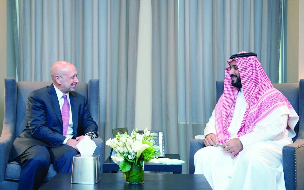 .. وخلال لقائه بلويد بلانكفين