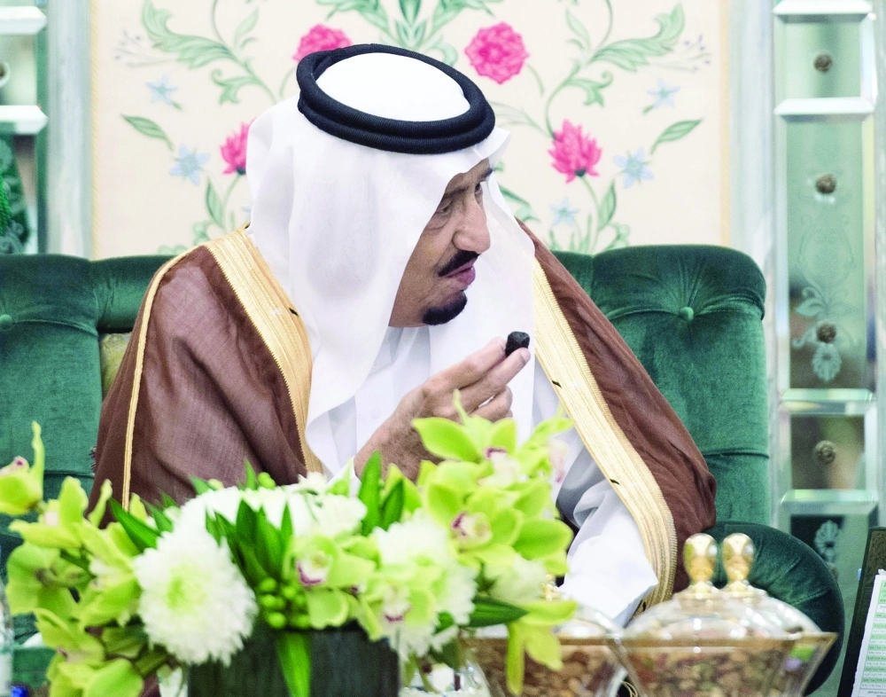 .. وخلال الإفطار أمس