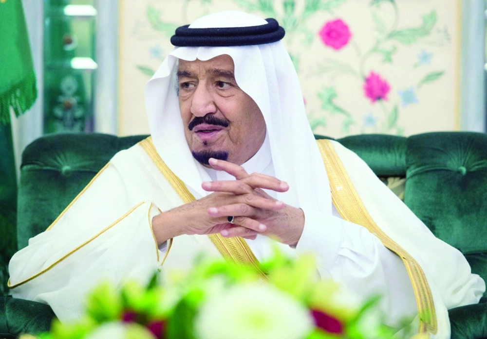 الملك سلمان خلال اللقاء