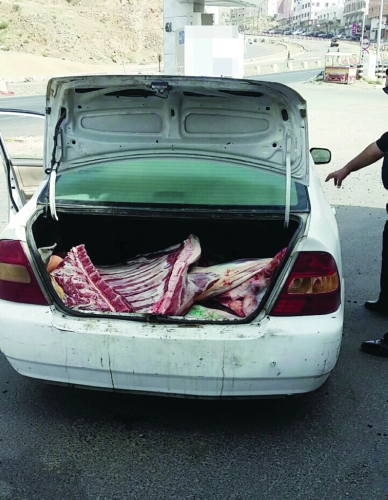 لحوم نقلت بطريقة عشوائية                    (مكة) 