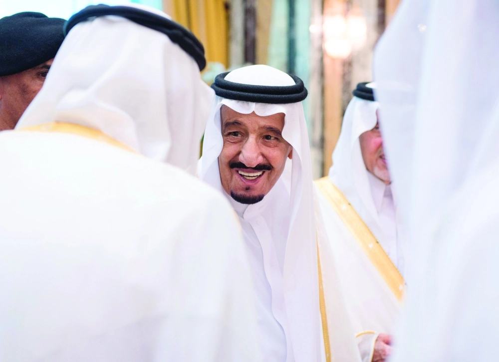 ...ولدى استقباله المهنئين بالعيد 