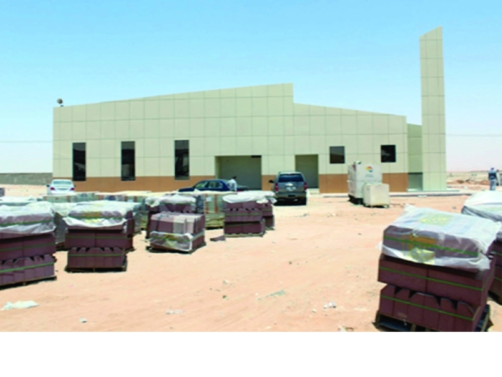 أحد مساجد الطرق الخاضعة لأعمال التطوير                                                          (مكة) 