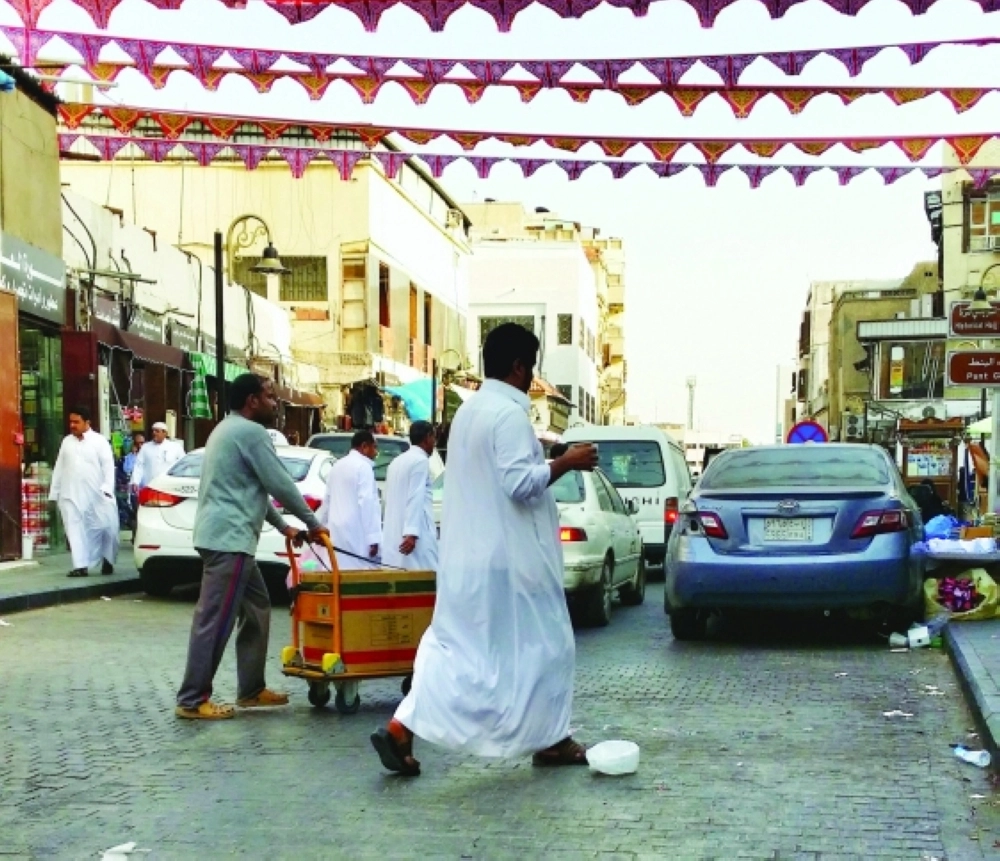 محلات تجارية بسوق البلد في جدة         (أنس الحارثي)