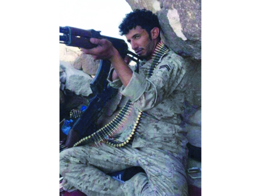 أنور الزهراني في إحدى نقاط المراقبة