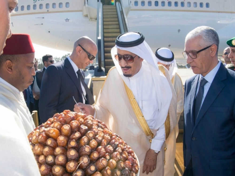 الملك لدى وصوله المغرب (واس)